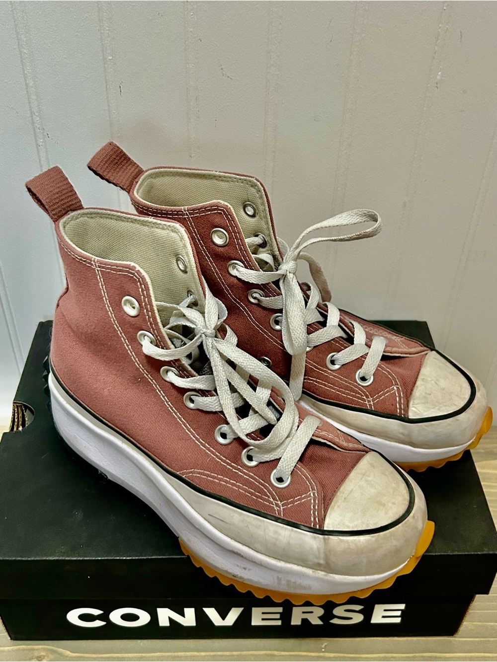 Converse Run Star Hike High Top Platform Sneakers in Pink and White
